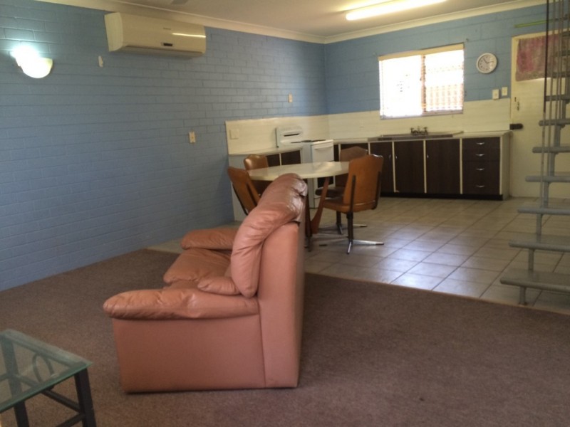 1/392 Perrier Avenue, Frenchville QLD 4701