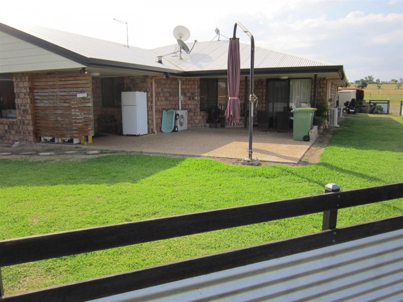 35 Latimer Avenue, Gracemere QLD 4702