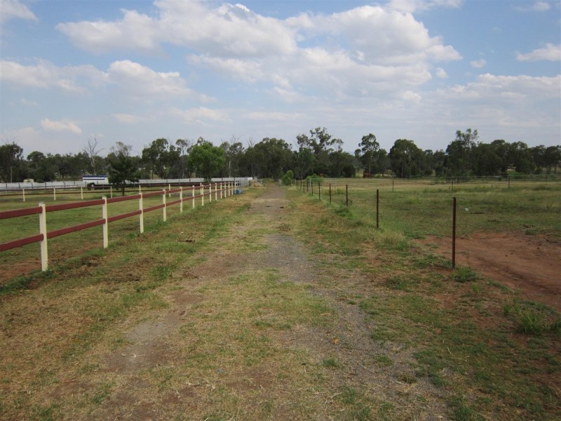 35 Latimer Avenue, Gracemere QLD 4702