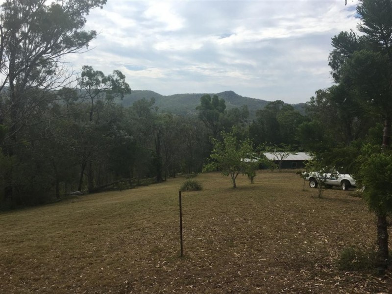 3 Corrys Lane, Moongan QLD 4714