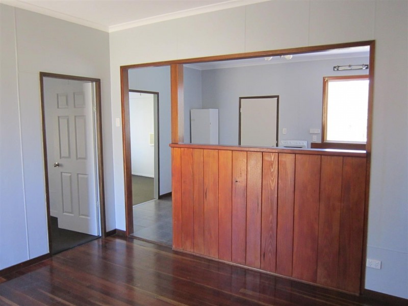 50568 Burnett Highway, Mount Morgan QLD 4714