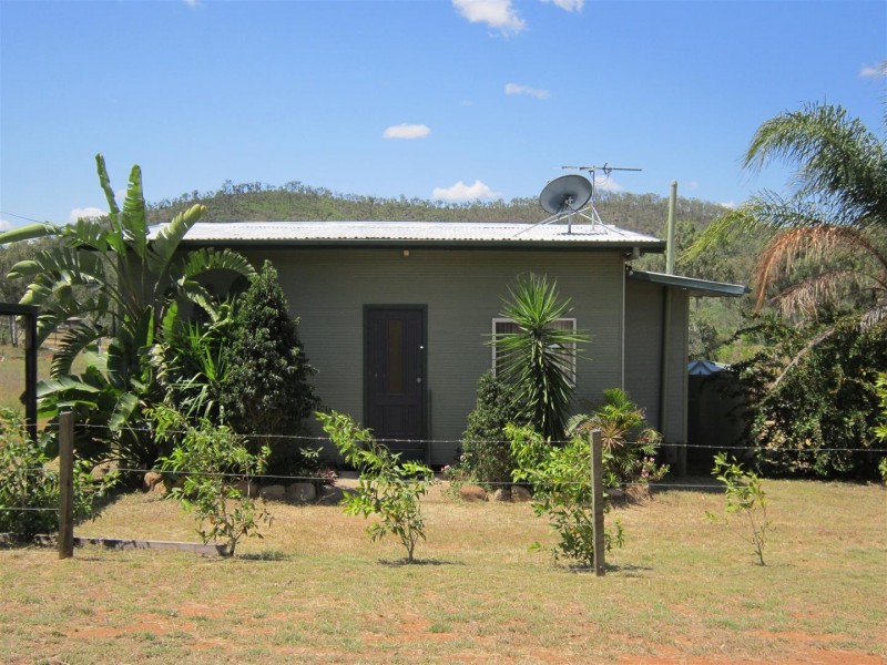 50568 Burnett Highway, Mount Morgan QLD 4714
