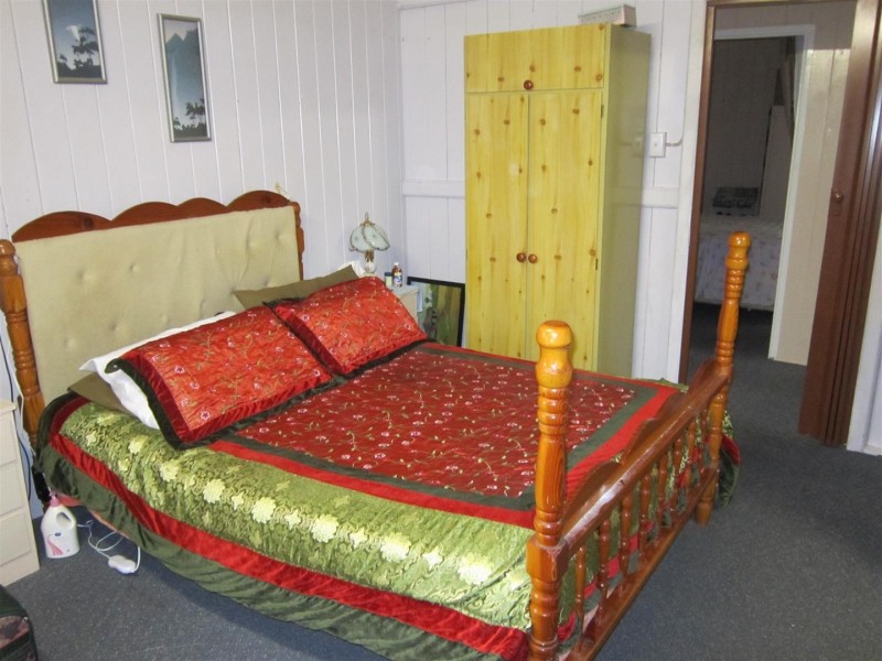 1 – 3 Leichhardt Highway, Wowan QLD 4702