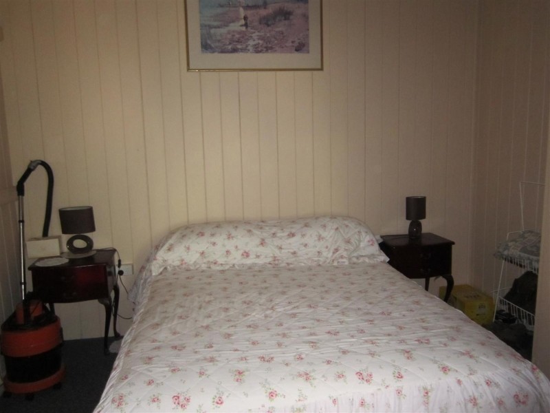 1 – 3 Leichhardt Highway, Wowan QLD 4702