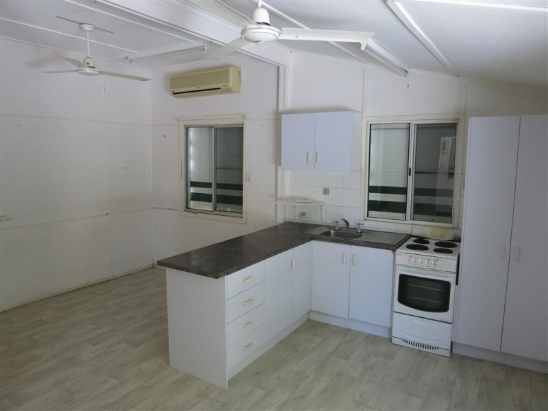 7 Reservoir Street, Gracemere QLD 4702