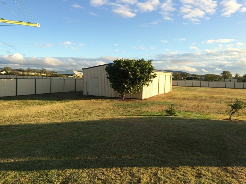 4 Cherryfield Road, Gracemere QLD 4702