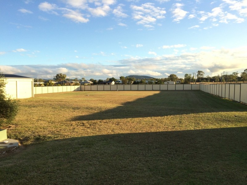 4 Cherryfield Road, Gracemere QLD 4702