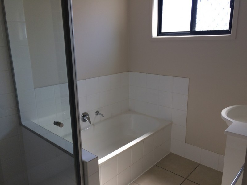 4 Press Court, Gracemere QLD 4702