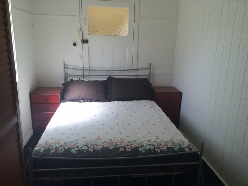 1/2 Morgan Street, Mount Morgan QLD 4714