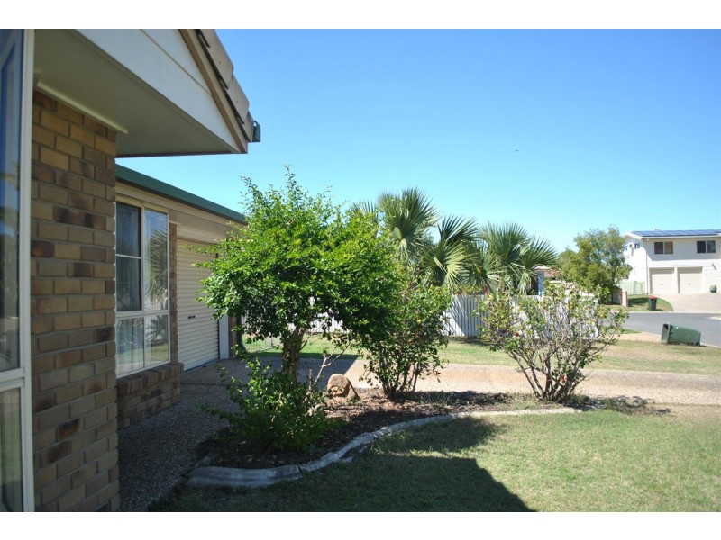 3 Mathias Place, Kawana QLD 4701