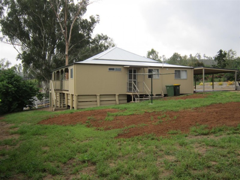 10 Clarence Street, Baree QLD 4714