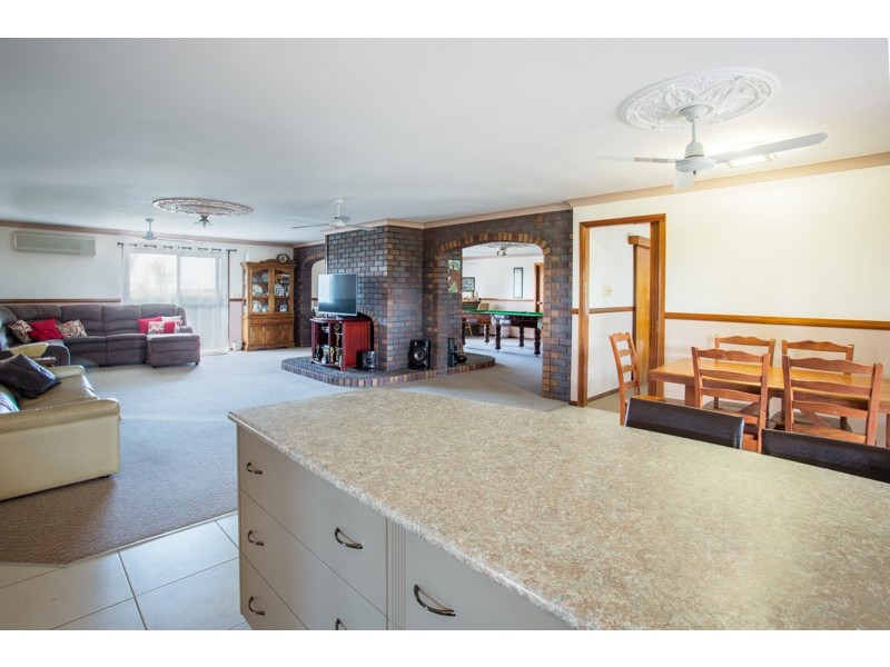 89 Boys Road, Alton Downs QLD 4702