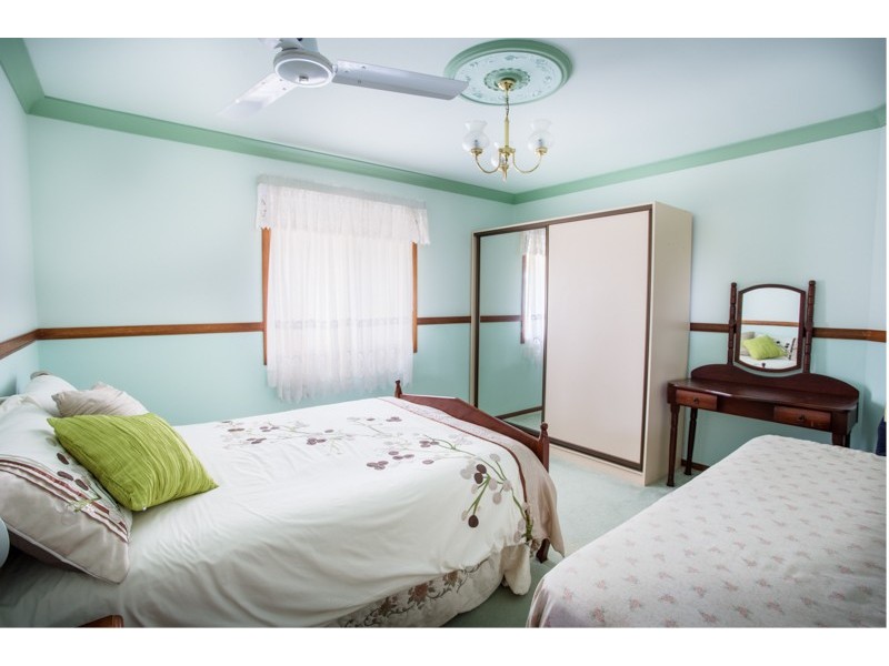 89 Boys Road, Alton Downs QLD 4702