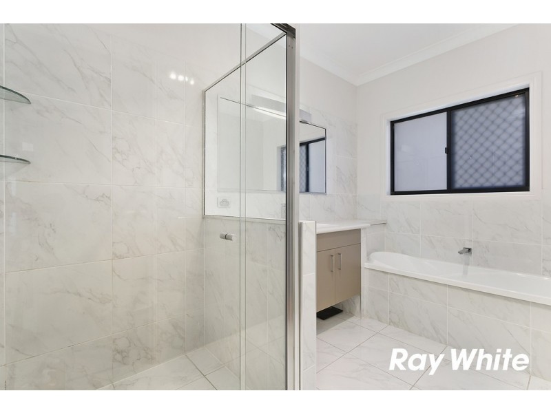 81 Clifton Street, Gracemere QLD 4702