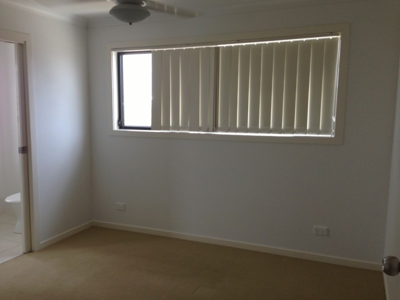 5 Chatterton Boulevard, Gracemere QLD 4702