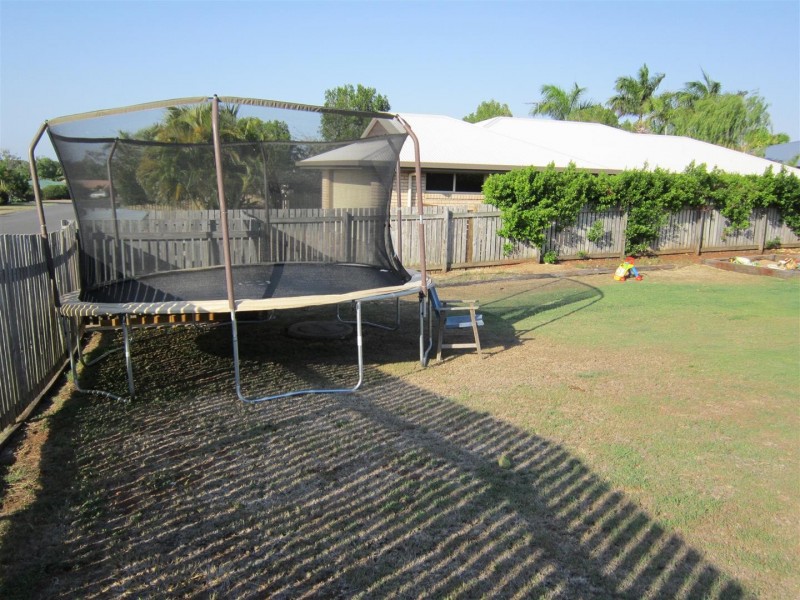 1 Zamia Way, Gracemere QLD 4702