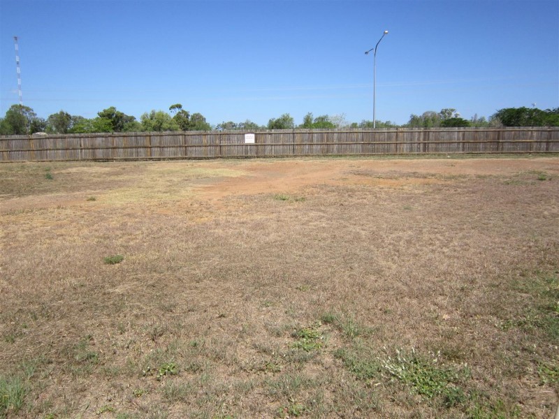 5 Diane Court, Gracemere QLD 4702