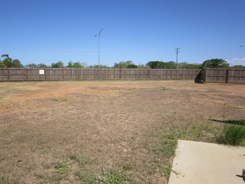 5 Diane Court, Gracemere QLD 4702