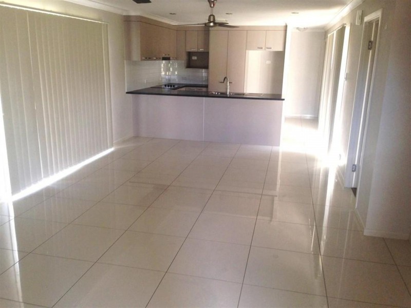 3 Lawson Court, Gracemere QLD 4702