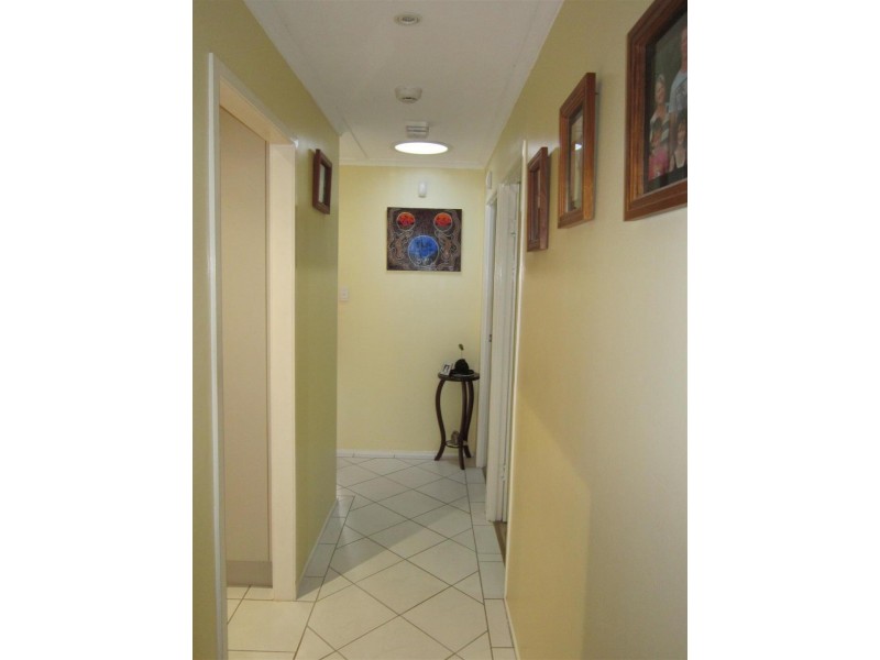 4 Griffin Street, Kawana QLD 4701