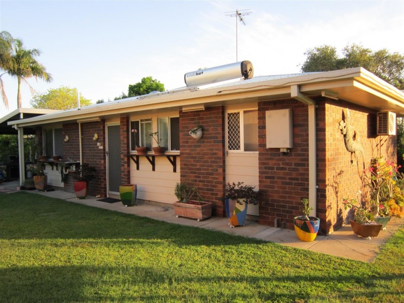 4 Griffin Street, Kawana QLD 4701