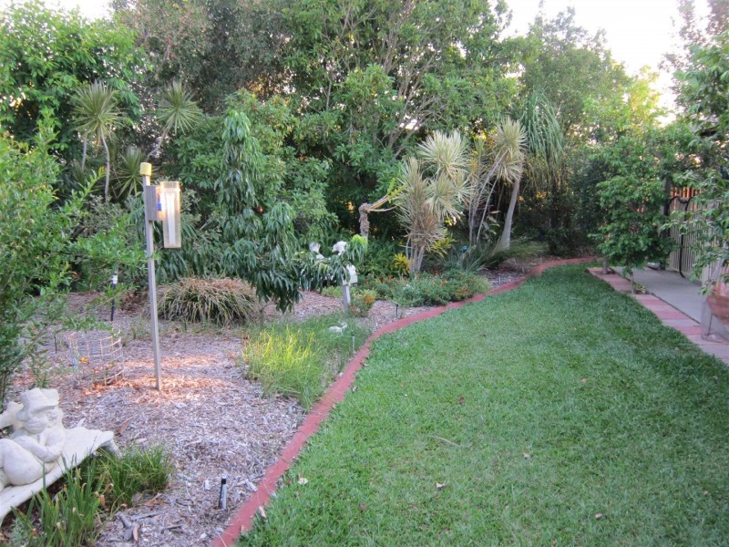 4 Griffin Street, Kawana QLD 4701