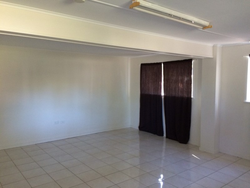 15 Reservoir Street, Gracemere QLD 4702