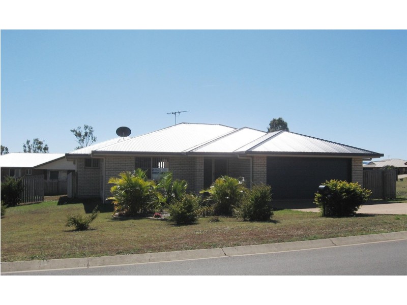 18 Seonaid Place, Gracemere QLD 4702