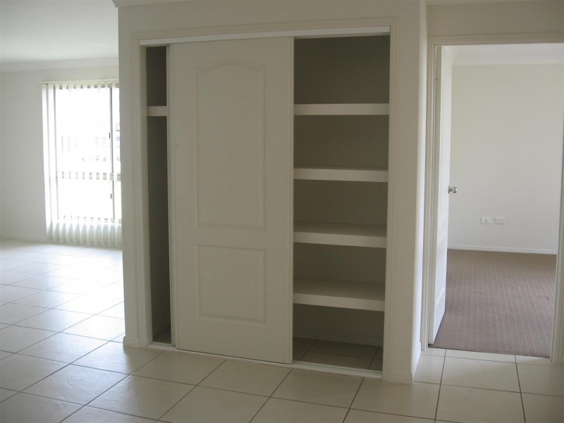 18 Seonaid Place, Gracemere QLD 4702