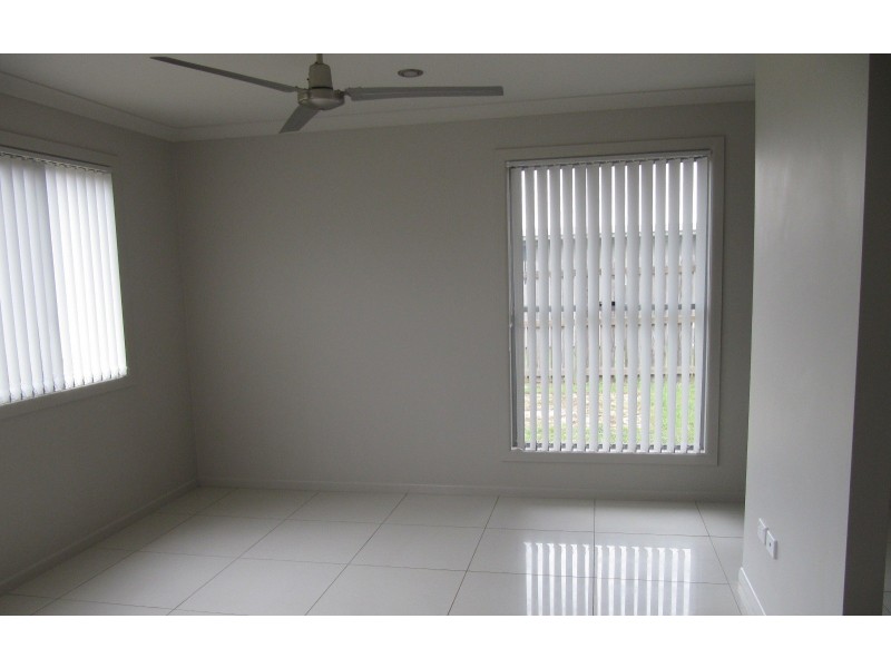 9 Owen Avenue, Gracemere QLD 4702