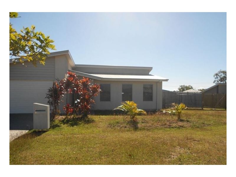 9 Maree Crescent, Gracemere QLD 4702