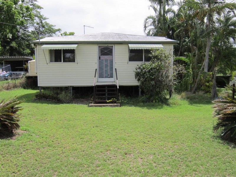 21 Langmorn Street, Raglan QLD 4697