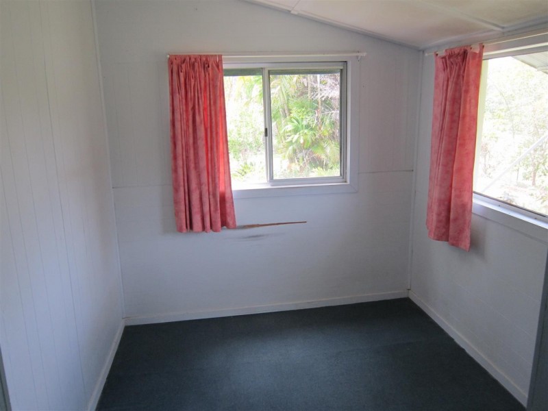 21 Langmorn Street, Raglan QLD 4697