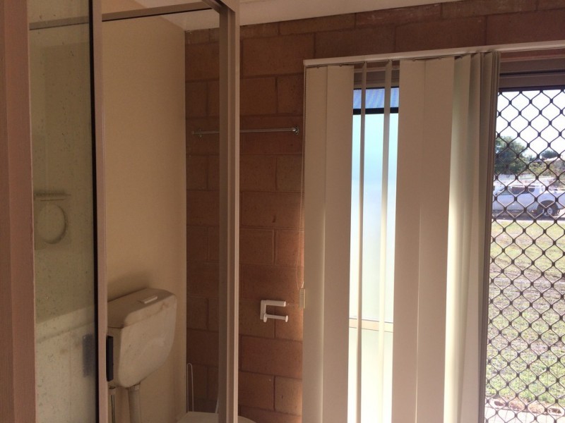 2/7 Johnson Road, Gracemere QLD 4702