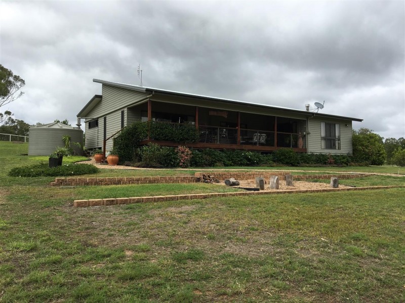4 Cooks Road, Mount Morgan QLD 4714