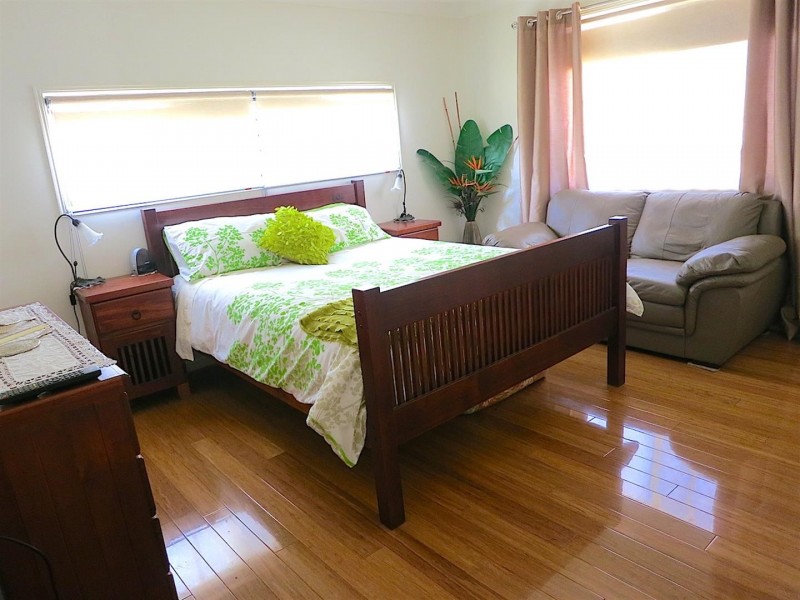 4 Cooks Road, Mount Morgan QLD 4714