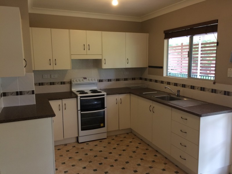 11 Sydney King Close, Gracemere QLD 4702