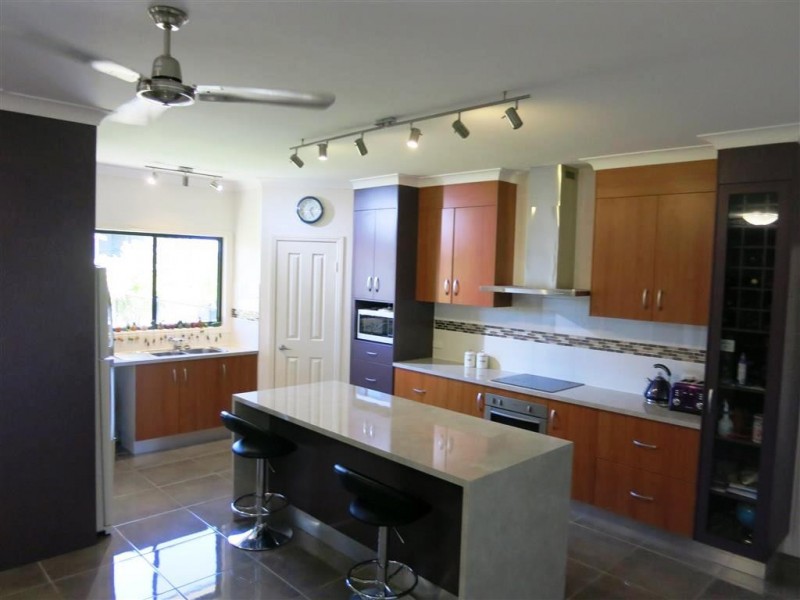 151 Nine Mile Road, Alton Downs QLD 4702