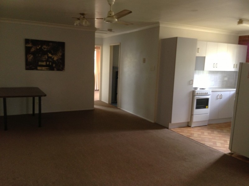 2/30 Fisher Street, Gracemere QLD 4702
