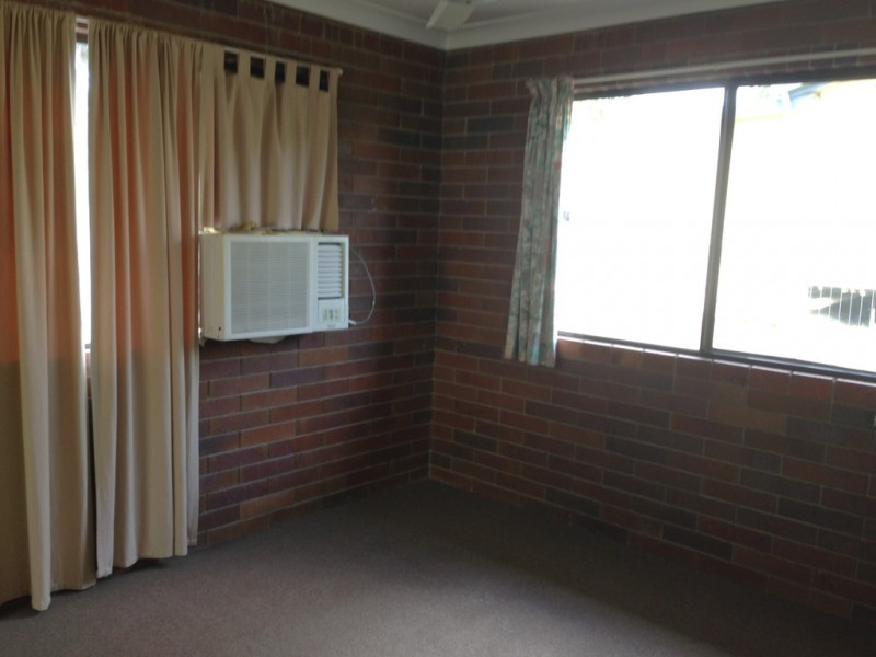 2/30 Fisher Street, Gracemere QLD 4702