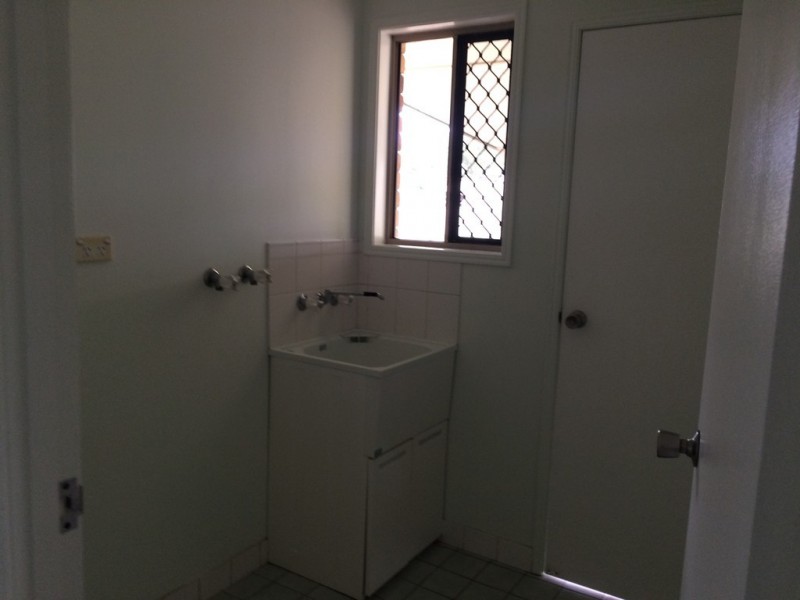 2 Cowan Street, Gracemere QLD 4702