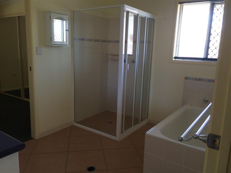 9 Dunnett Street, Gracemere QLD 4702