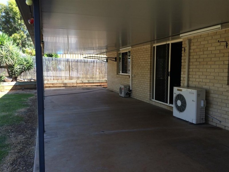 9 Dunnett Street, Gracemere QLD 4702