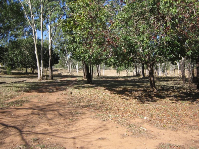 10 Smalls Road, Mount Morgan QLD 4714