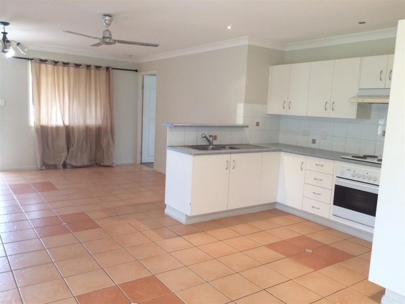 12 Rosewood Avenue, Gracemere QLD 4702