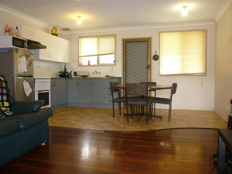 3 Barry Street, Gracemere QLD 4702