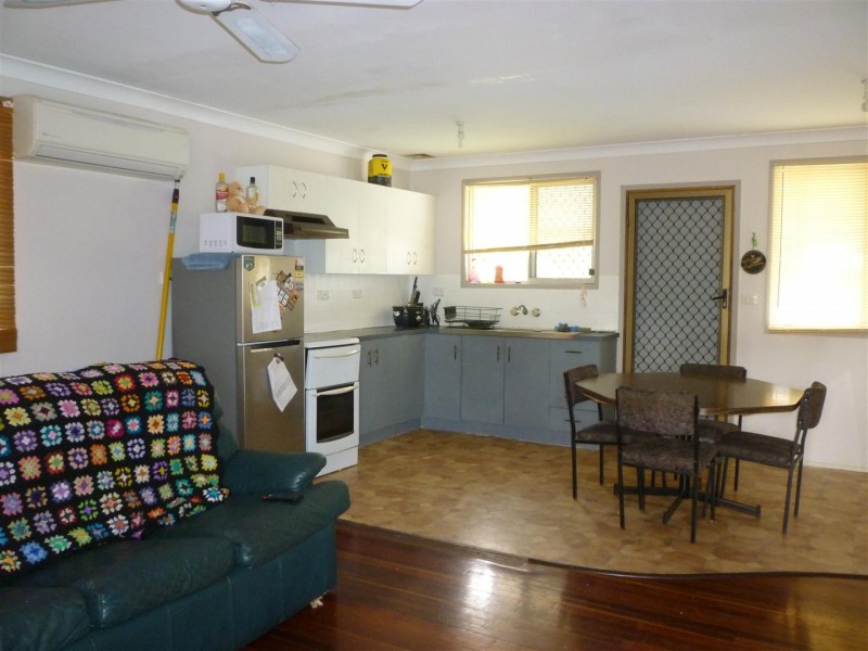 3 Barry Street, Gracemere QLD 4702