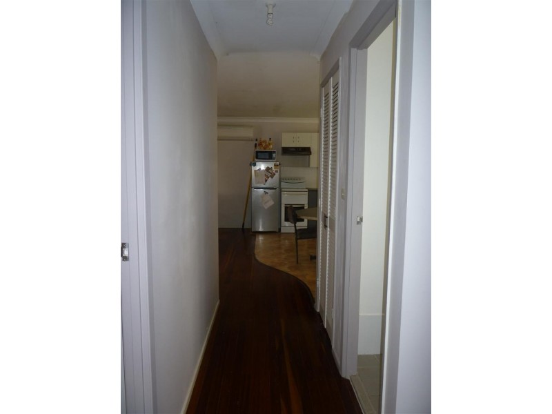 3 Barry Street, Gracemere QLD 4702