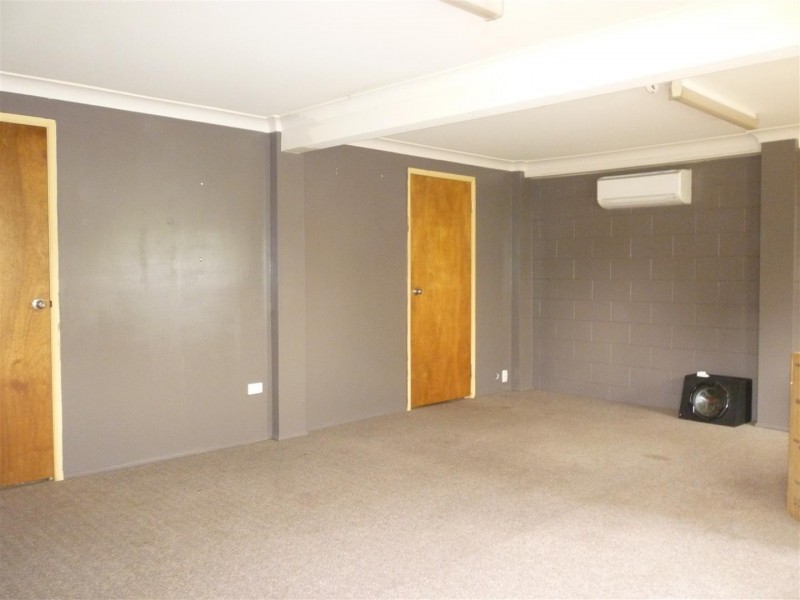 3 Barry Street, Gracemere QLD 4702