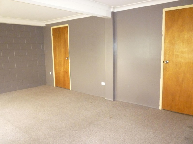 3 Barry Street, Gracemere QLD 4702